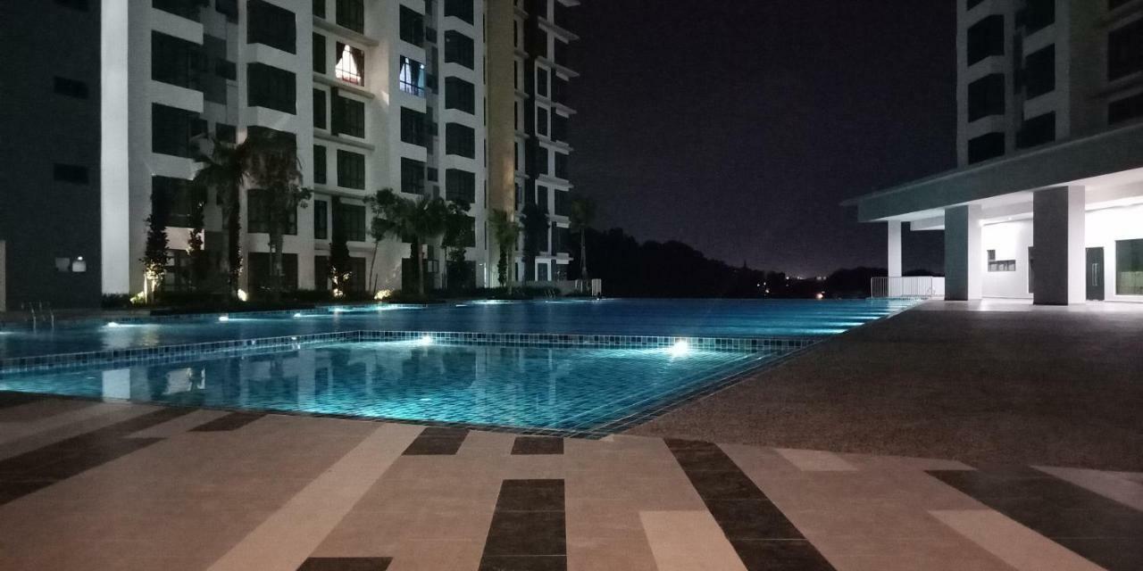 Arc * Johor Bahru